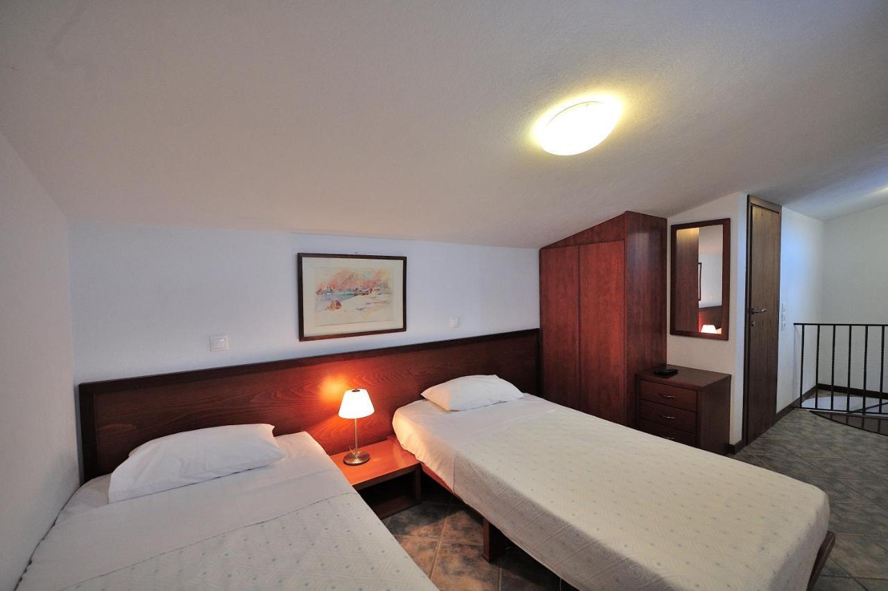 Eye Q Resort Seaview Скиатос Экстерьер фото