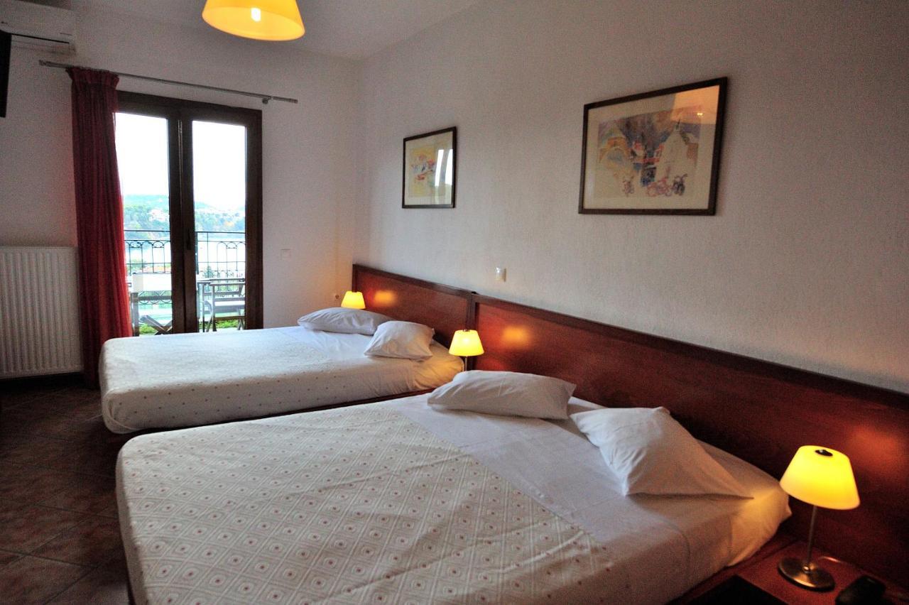 Eye Q Resort Seaview Скиатос Экстерьер фото