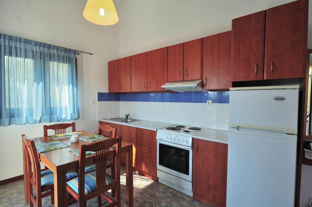 Eye Q Resort Seaview Скиатос Экстерьер фото