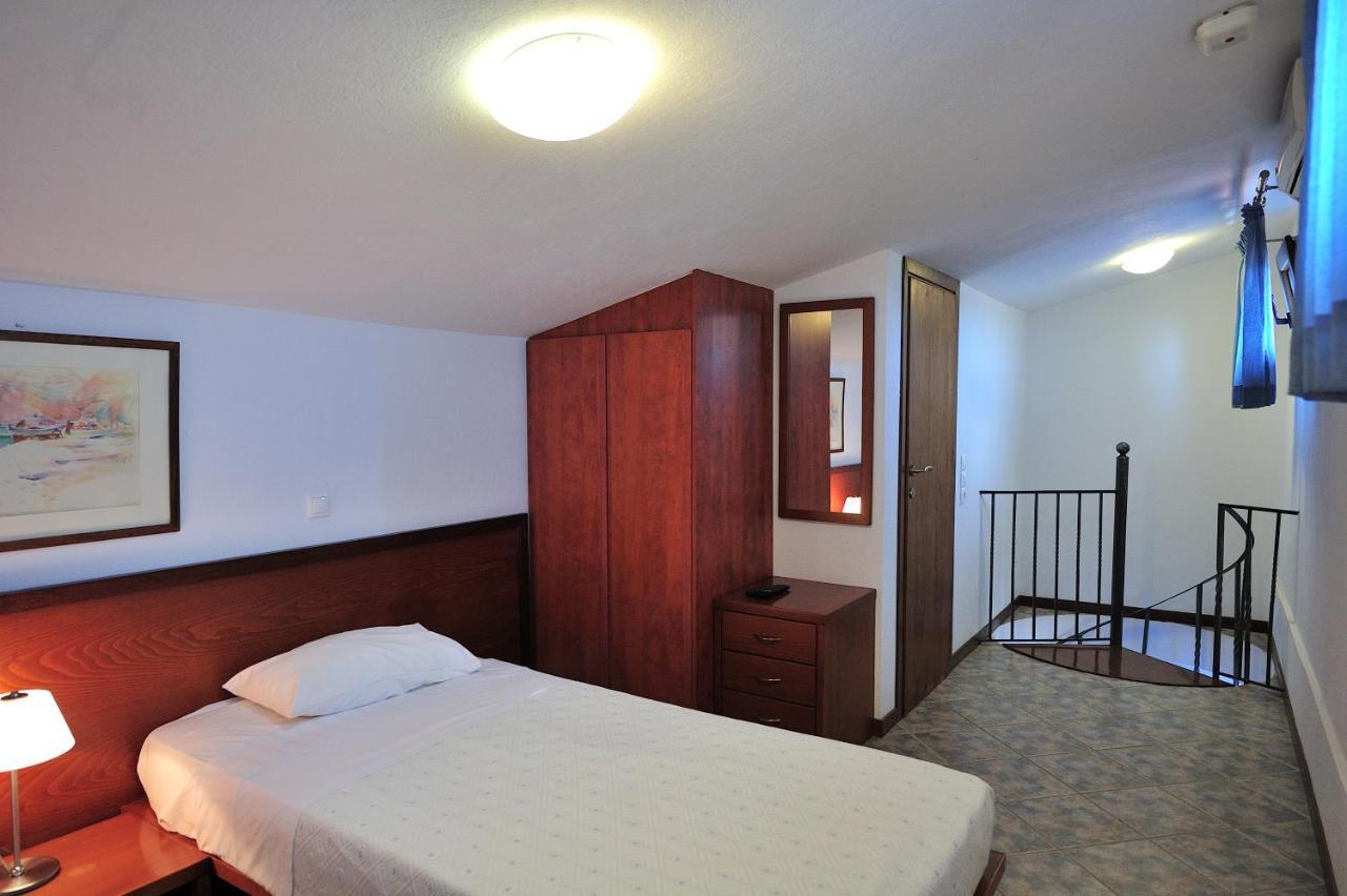 Eye Q Resort Seaview Скиатос Экстерьер фото