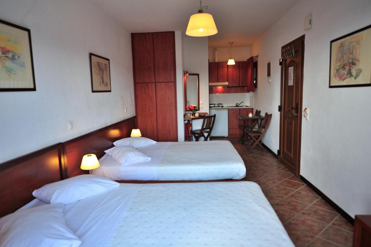 Eye Q Resort Seaview Скиатос Экстерьер фото