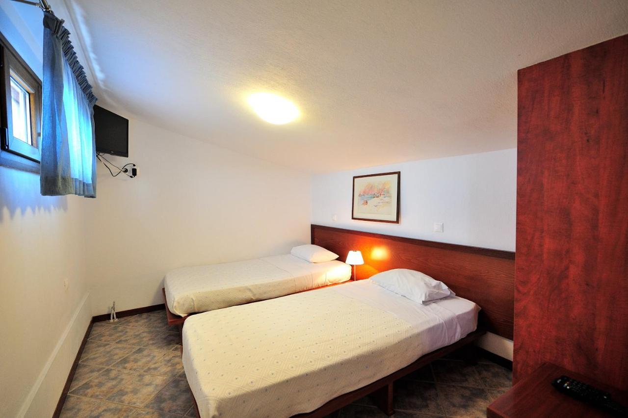 Eye Q Resort Seaview Скиатос Экстерьер фото